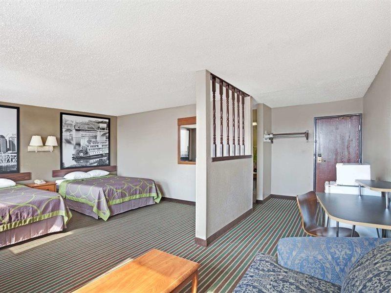 Super 8 By Wyndham Nashville/ Dntn/ Opryland Area Exteriör bild