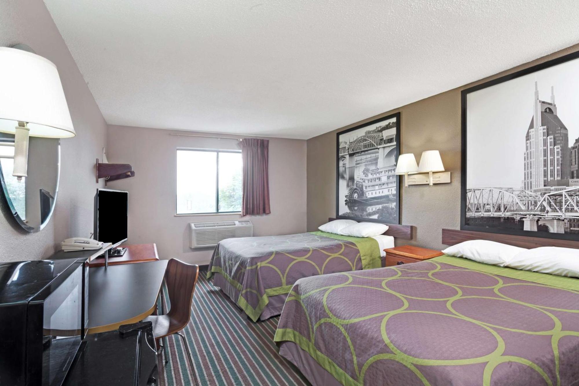 Super 8 By Wyndham Nashville/ Dntn/ Opryland Area Exteriör bild