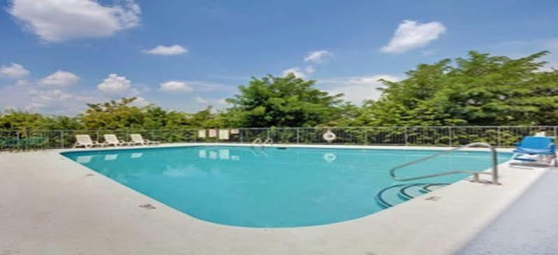 Super 8 By Wyndham Nashville/ Dntn/ Opryland Area Exteriör bild